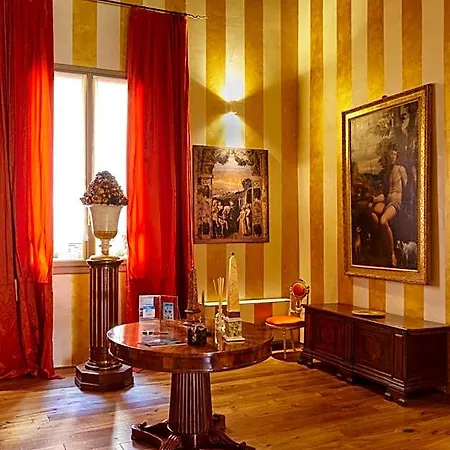 Palazzo Di Alcina - Residenza D'epoca - Luxury - Bed & Breakfast