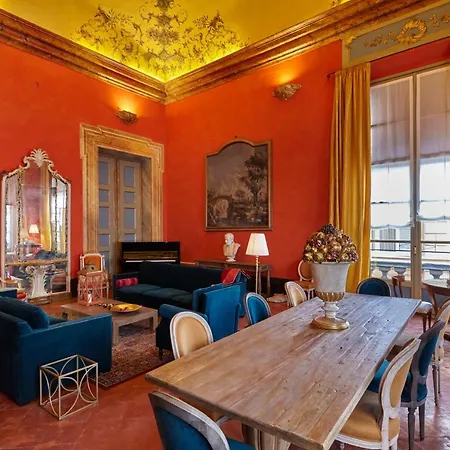 Palazzo Di Alcina - Residenza D'epoca - Luxury - Отель типа 