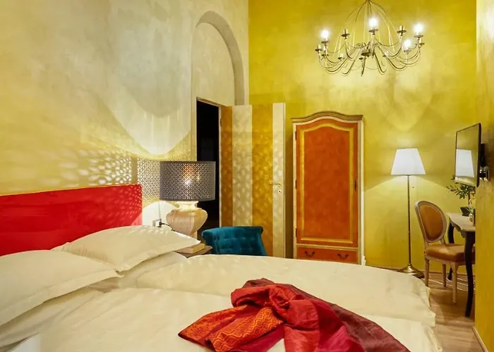 住宿加早餐酒店 Palazzo Di Alcina - Residenza D'epoca - Luxury -