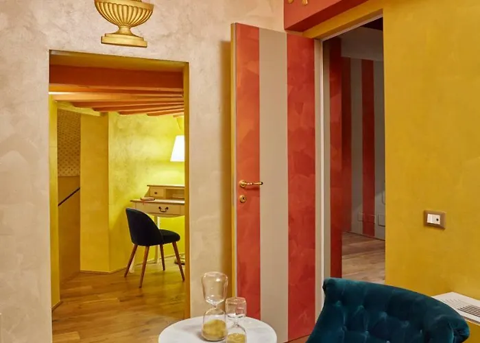 Palazzo Di Alcina - Residenza D'epoca - Luxury - Bed & Breakfast