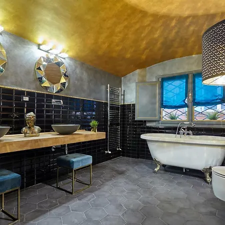 Bed & Breakfast Palazzo Di Alcina - Residenza D'epoca - Luxury -