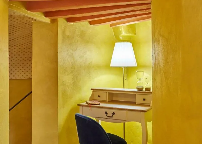 Bed & Breakfast Palazzo Di Alcina - Residenza D'epoca - Luxury - 4*
