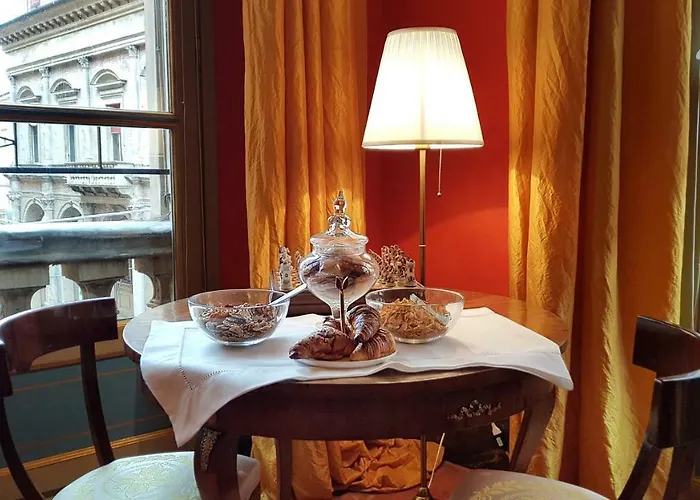 Bed & Breakfast Palazzo Di Alcina - Residenza D'epoca - Luxury - 4*