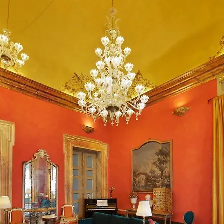 Palazzo Di Alcina - Residenza D'epoca - Luxury- Отель типа 